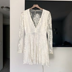 Boho mini dress with flare sleeves